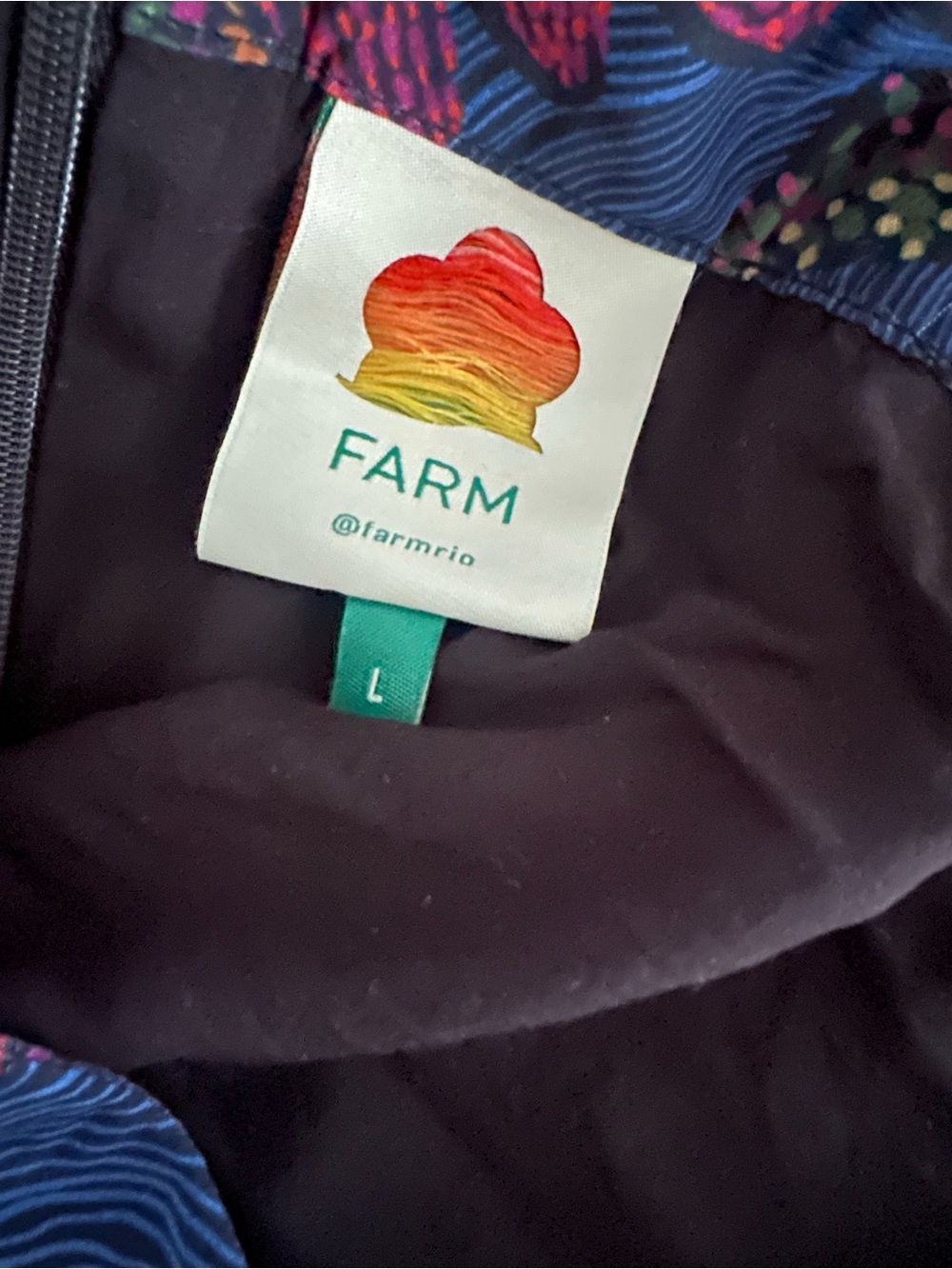 Farm Rio pleated pants with hidden zip size Large - Picture 2 of 3